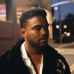 Meet your Posher, Elijah